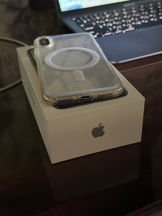 iPhone X 64GB(RU/A)