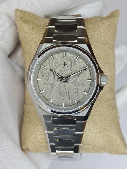 Наручные часы из коллекции