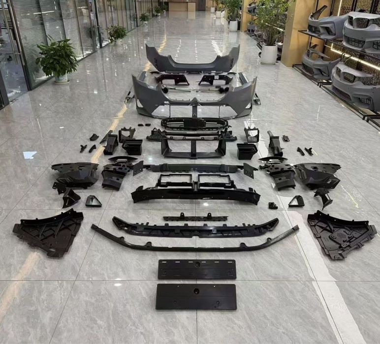 Bmw i5 G60 520i 530i body kit G90 M5