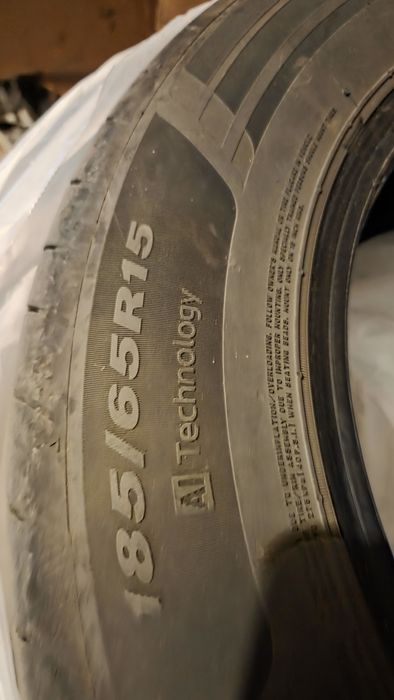 Cauciucuri noi (500km) 185 65 15 Dot 2025 vara