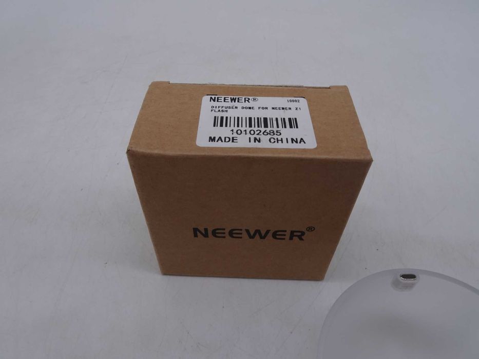 Difuzor magnetic cu cupolă NEEWER M12 pentru bliț Speedlite Z1/Z2