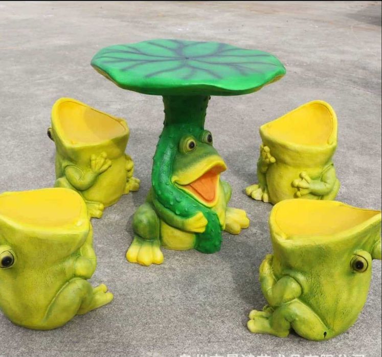 Атрактивни масички и столчета