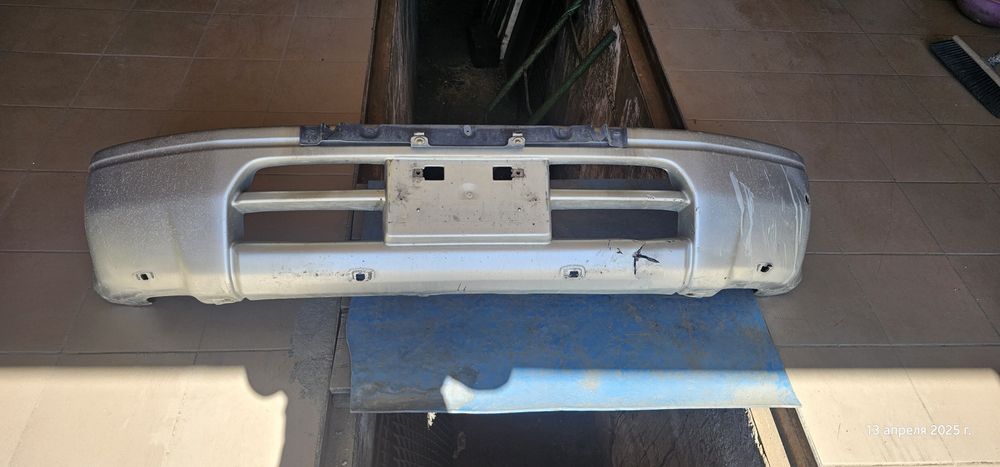 Продам бампер прадо 90 95