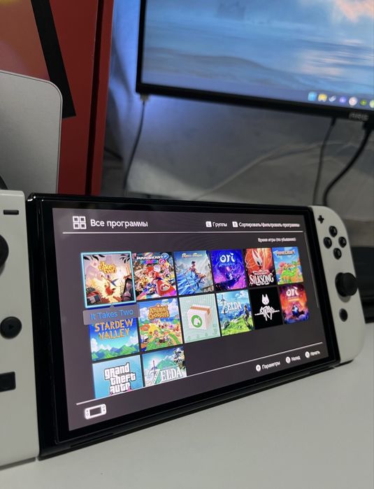 Продам прошитую Nintendo Switch Oled