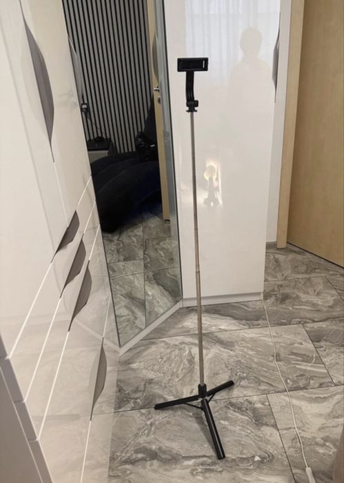 Trepied telefon 170 centimetri cu telecomanda bluetotoh
