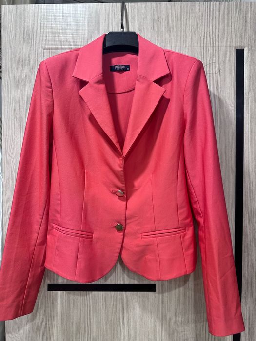 Женские вещи 46-48р