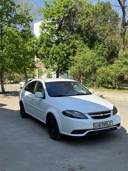 Gentra 2018 yil  1 Yevro Srochno !!! Kondyor bor