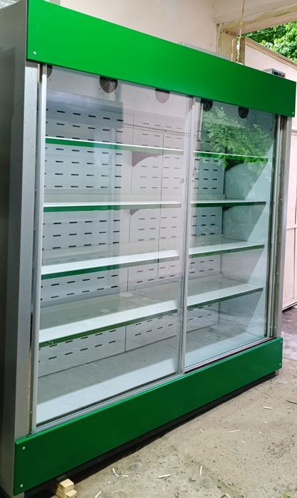 Витрина холоделник