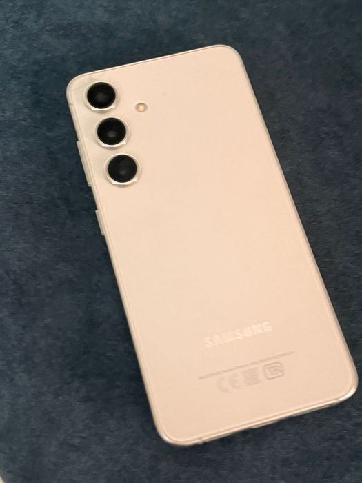 Samsung s24 128/8