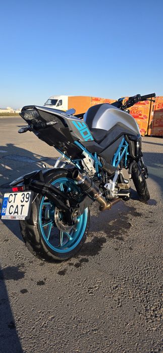Motocicleta CF MOTO 300nk A2