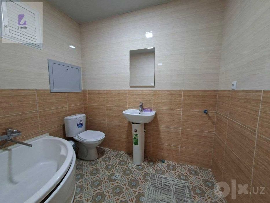 2х комнатная квартира 56кв/м на 1 этаже, можно под бизнес