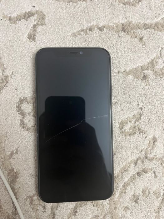 Продам СРОЧНО Iphone 11 pro 64gb