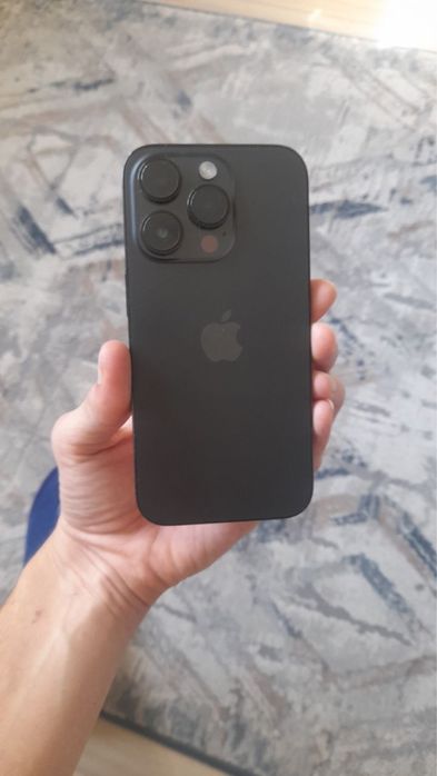 Продаю Iphone 14 Pro 256