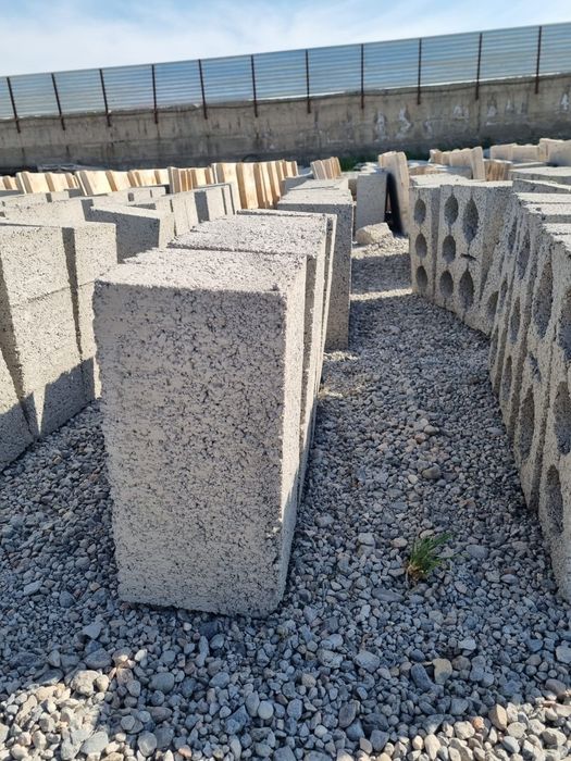 Шлакоблок сатылады 145 тенге Сайрам