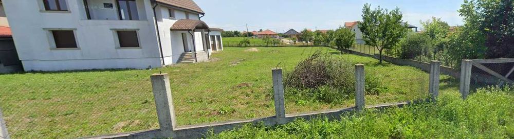 teren/loc de casa Lazuri