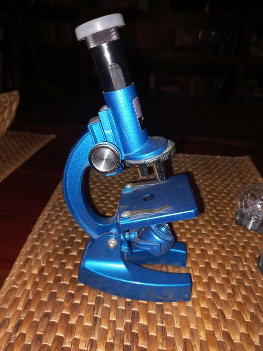 Microscop pentru copii