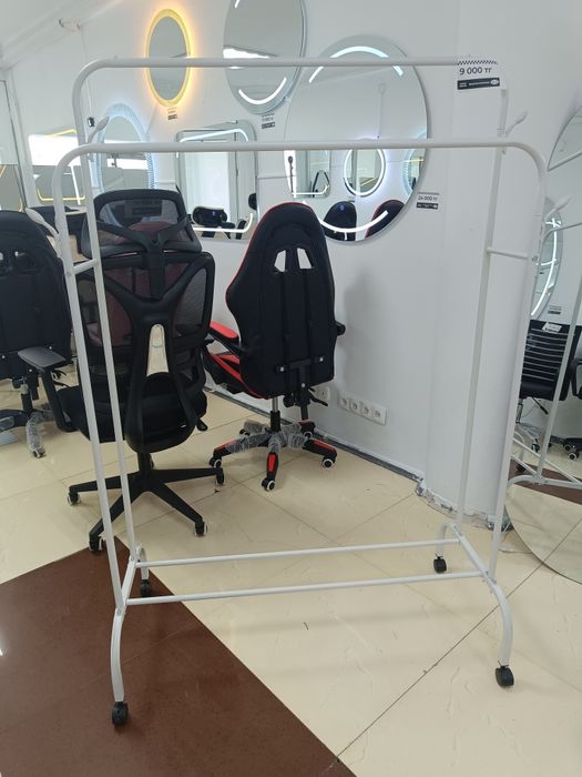 Вешалка напольная