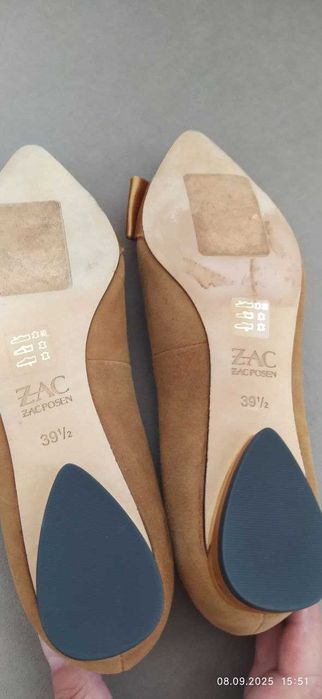 Продаю новые замшевые женские туфли-балетки 39,5 размера