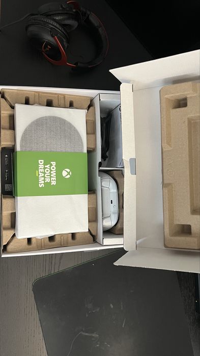 Xbox Series S конзола