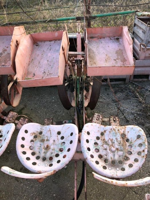 Сеялка за лавандула и тютюн