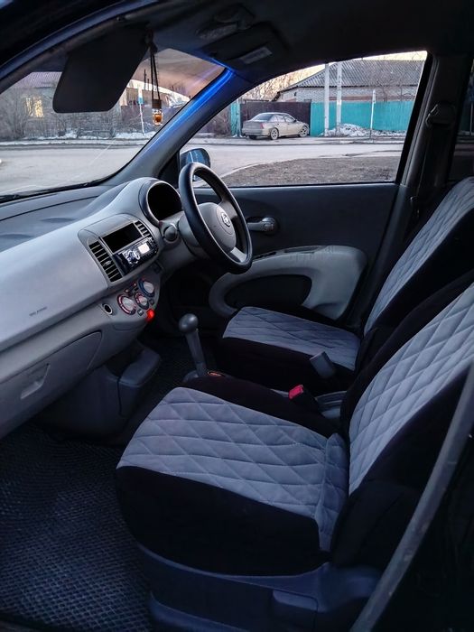 Ниссан Марч на  АКПП