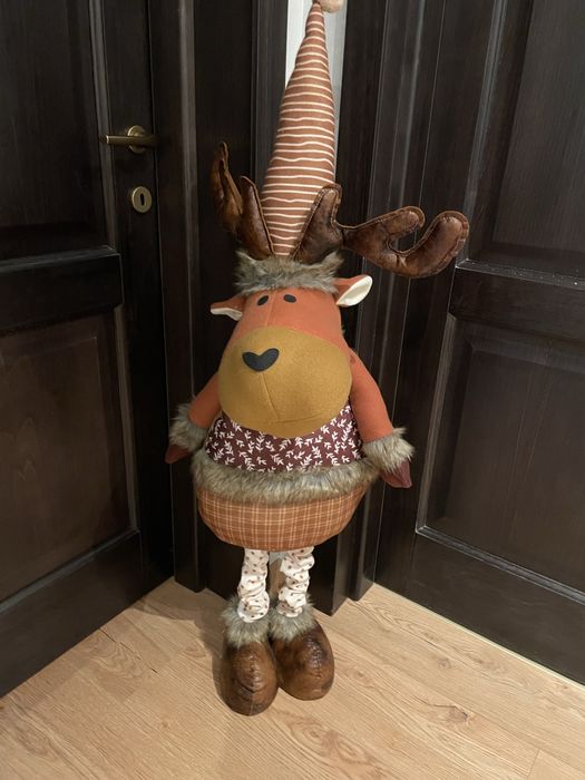 Decoratiune - ren pluș