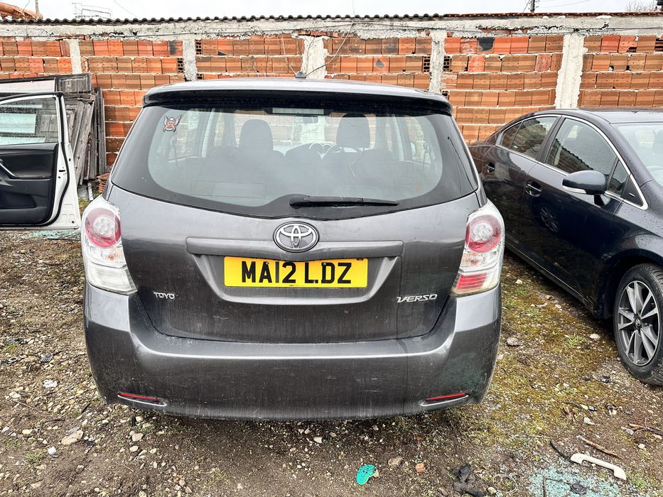 НА ЧАСТИ Тойота  Bepco 2.0d4d 126к.с 2010г. Навигацив