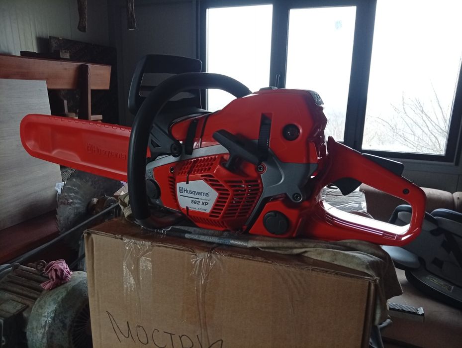 Хускварна 562хр ( чисто нова)