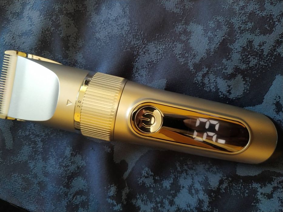 Машинка за подстригване, водоустойчива IPX7