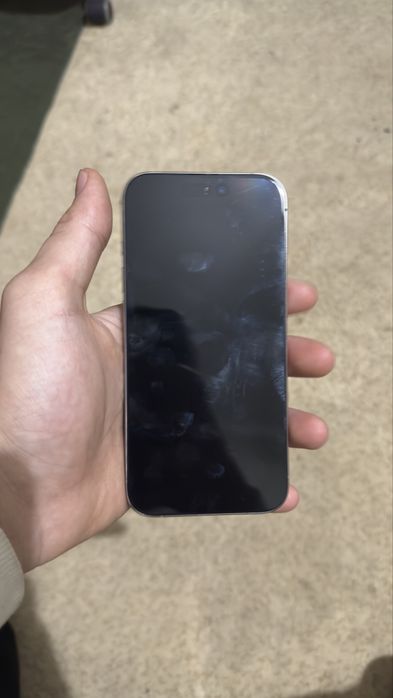 Iphone 15 pro 128gb 82%