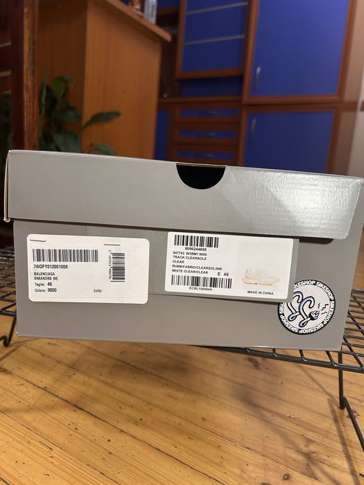 Balenciaga track clearsole