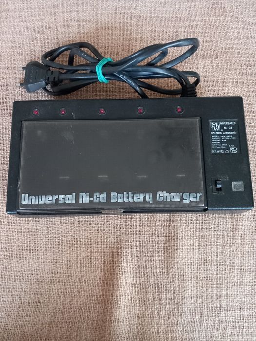 Зарядно устройство за батерии