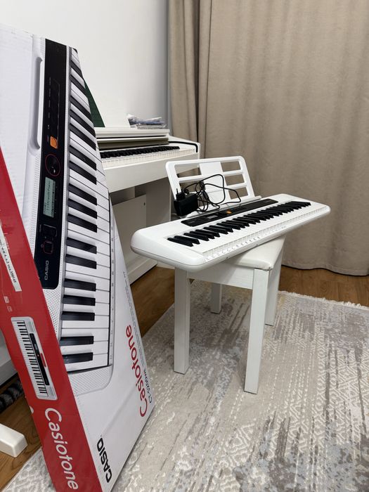 Синтезатор CASIO