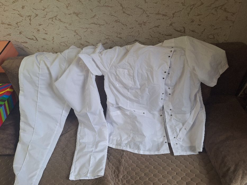 Продам новый медицинский костюм