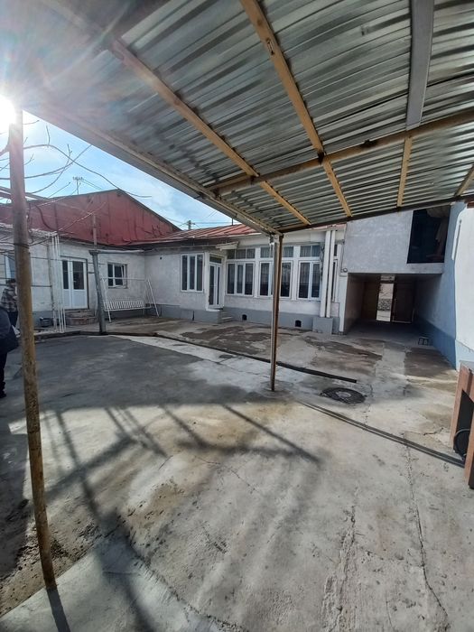 Olmazor tumanida sebzorga yaqin 4.57-sotok Hovli sotiladi 8-hona