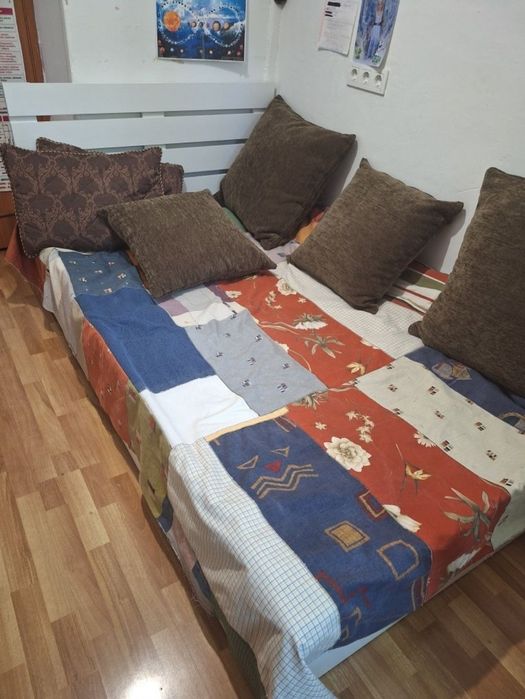 Кровать постель белая