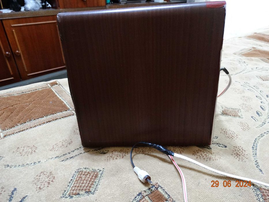 Продам колонку от аудио системы MICROLAB A5322 . Сабвуфер .