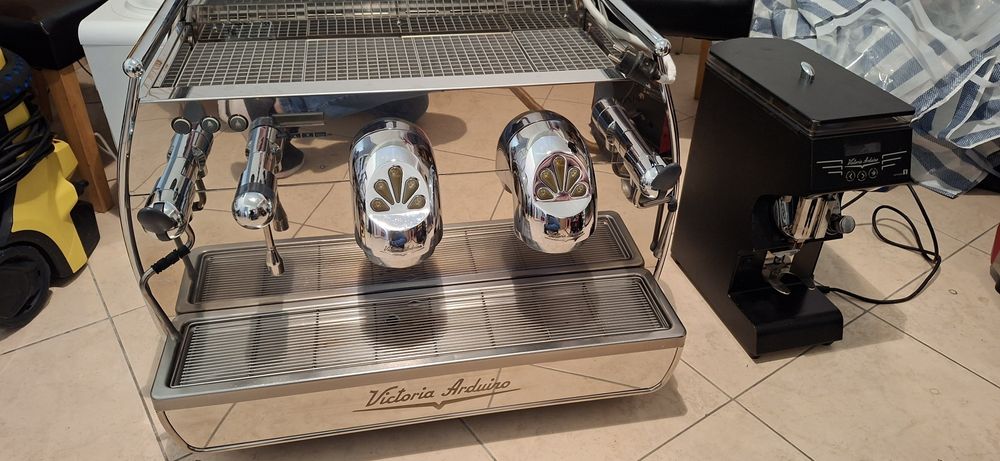 Espresso Horeca Victoria Arduino si rasnita Horeca Victoria