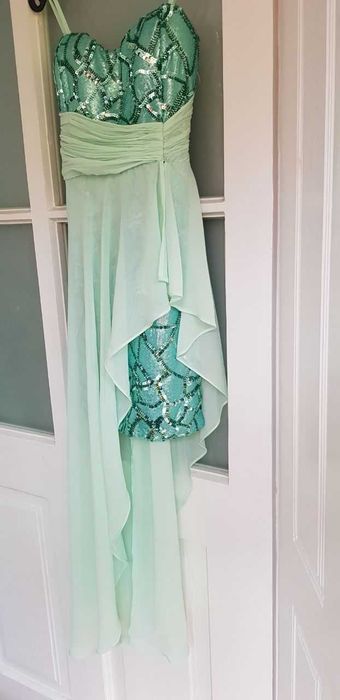 Rochie de seara deosebita cu paiete si trena din voal, mar,M