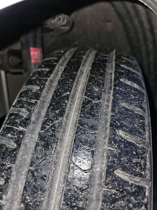 Set roti tabla cu anvelope vara  R14 originale VW UP skoda Citigo Seat