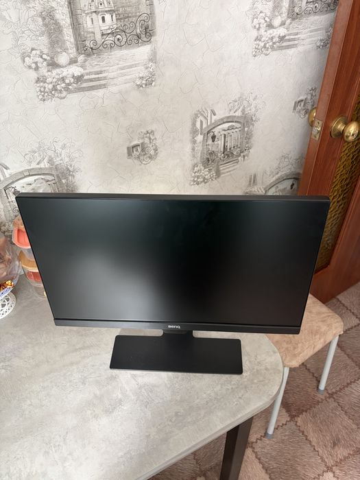 BenQ GW2283, 1920x1080, 75hz
