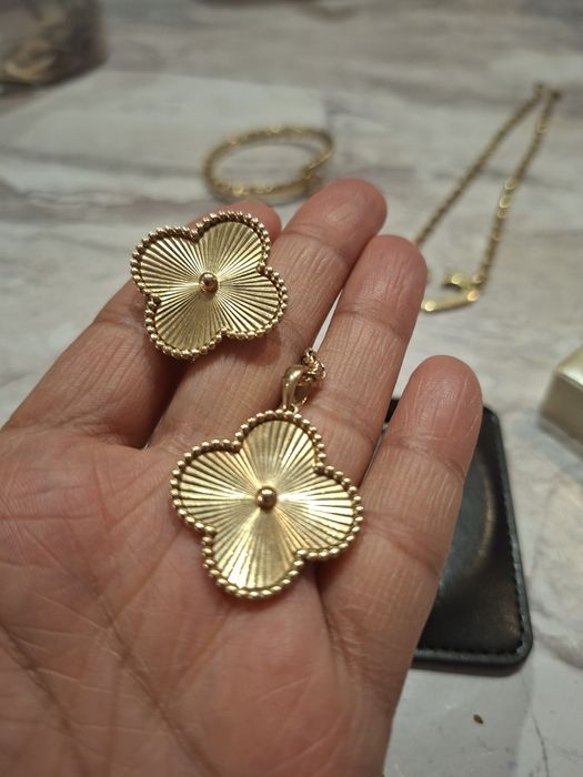 Золотой нвбор Van Cleef.