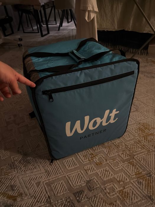 Продам сумку Wolt, для курьеров