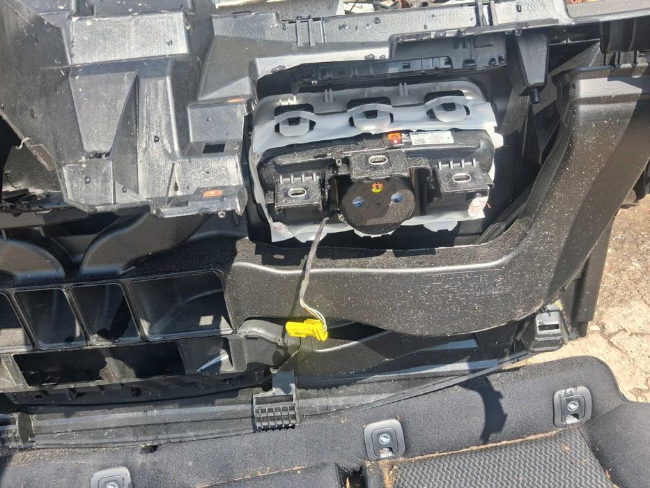 Табло за Опел Астра к,Opel Astra K колани и еърбеци