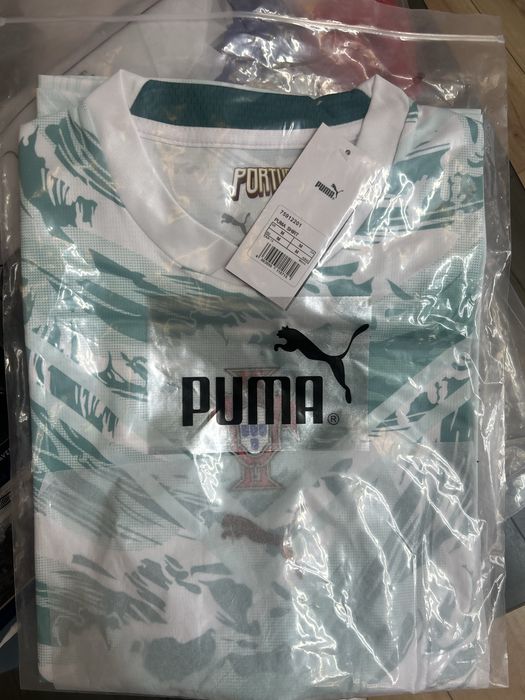 Tricouri de fotbal- Soccer Jerseys