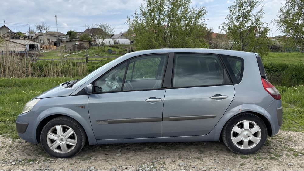 Renault Megane Scenic – 1.5 dCi – 2005 – Consum mic – Spațios