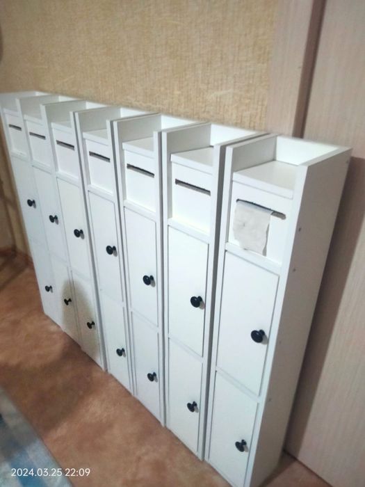 Шкафчик для туалета
