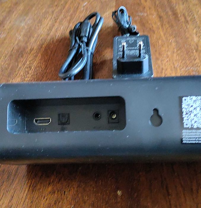 Продавам нов SoundbarSpeaker