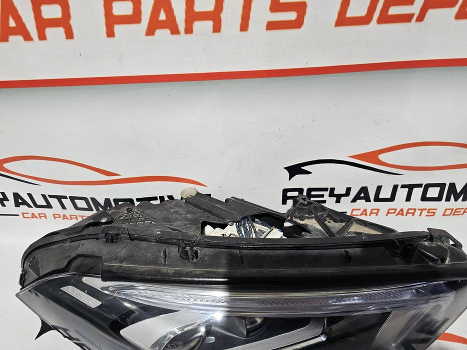 Far dreapta led Mercedes A Class W177 avariat