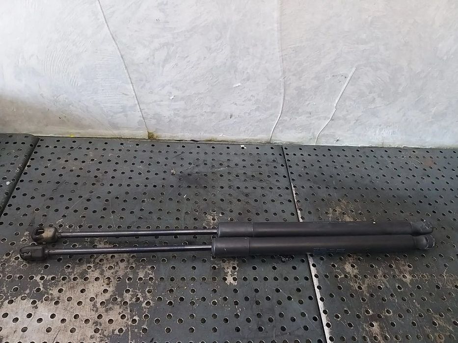 Set amortizoare telescoape haion audi q3 8u 8u0827552a05s